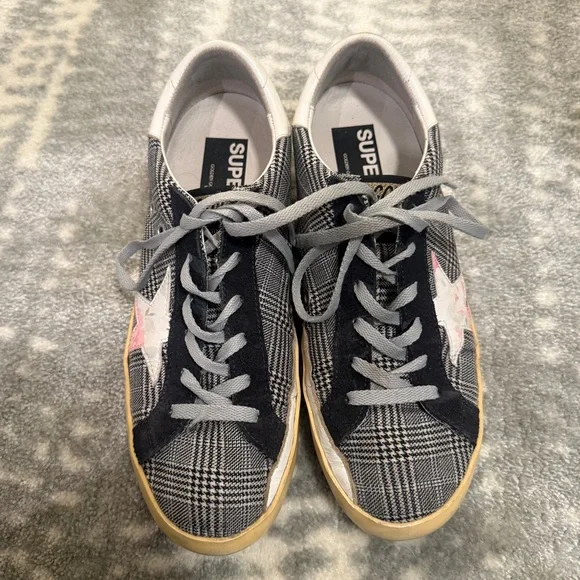 Gingham Plaid Golden Goose with Pink Floral Star - Picture 3 of 6